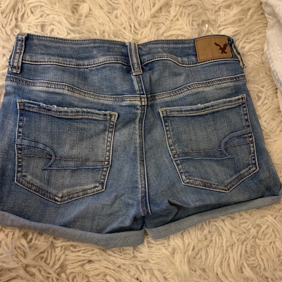 American eagle distressed denim midi shorts - Picture 3 of 3